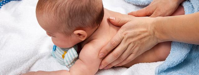Masaje relajante, ¿qué productos necesita la piel de tu bebé?